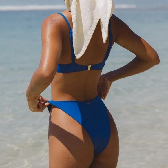 Gooseberry Intimates Bikini - Picture 1 of 7